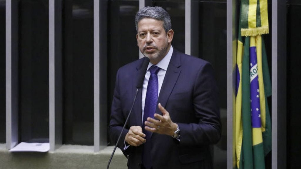 Lira diz que pode pautar fortalecimento de autonomia das polícias