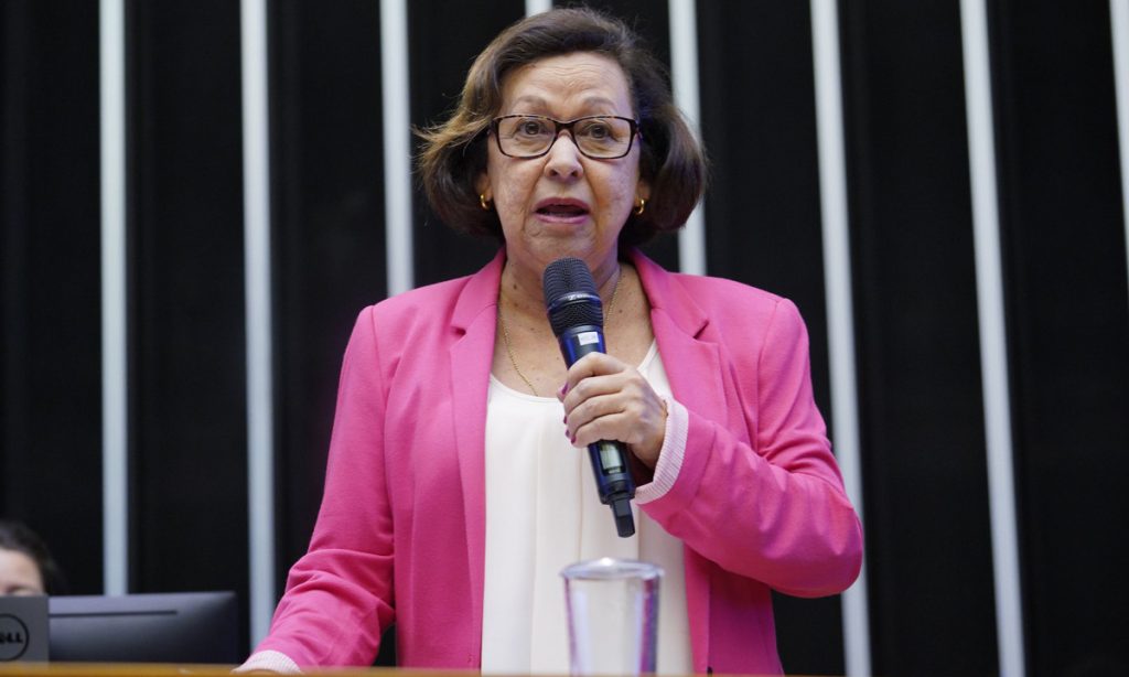 Por mais mulheres na política