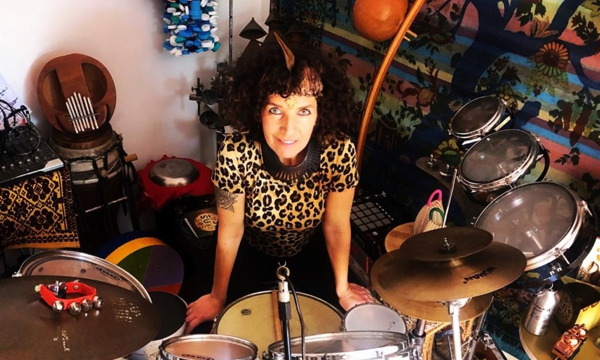 Simone Sou: “O percussionista é um antropólogo por natureza”