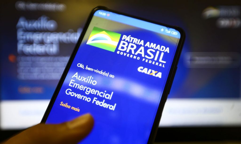 Consignado do Auxílio Brasil: governo admite que não terá linha de empréstimo até o primeiro turno