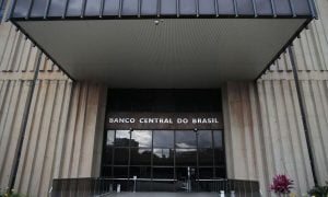Banco Central eleva Selic a 11,75%, maior nível em cinco anos