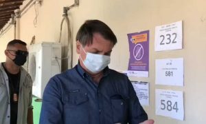 Bolsonaro já está no Palácio da Alvorada após votar no Rio de Janeiro