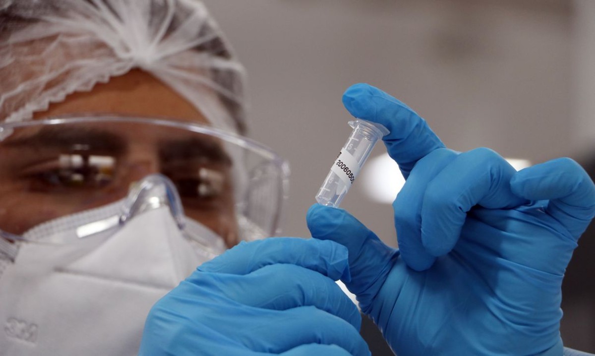 Rio: casos de Covid-19 aumentam e SUS suspende cirurgias eletivas