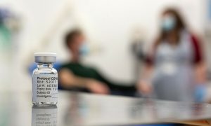 AstraZeneca afirma que tem a 'fórmula vencedora' da vacina contra a Covid-19