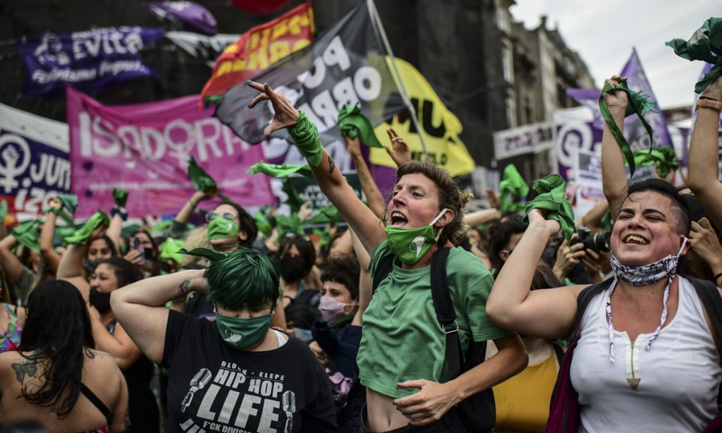 Novos ventos do Sul Global: a movimentação das mulheres na América Latina