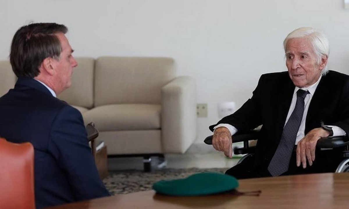 Vítimas da ditadura ganham direito de resposta após governo exaltar Major Curió