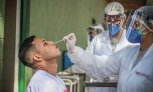 Covid-19: Brasil registra 842 mortes e mais de 51 mil casos em 24h