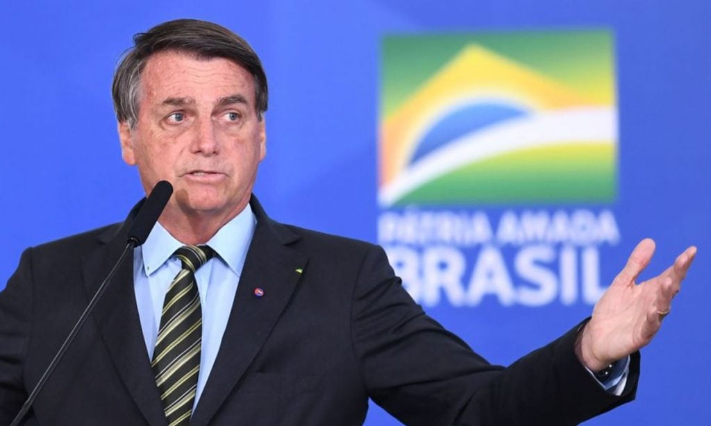 PT aciona o STF para derrubar o sigilo sobre o cartão de vacinação de Bolsonaro