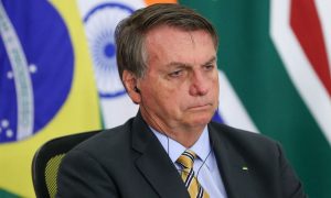 Bolsonaro reafirma que vacinação contra Covid-19 não será obrigatória