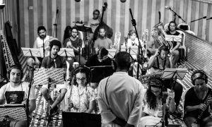 Afrosinfônica traz a identidade negra ao som de orquestra