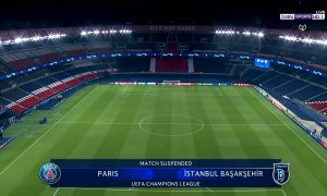 PSG e Istanbul Basaksehir deixam gramado após árbitro ser acusado de racismo