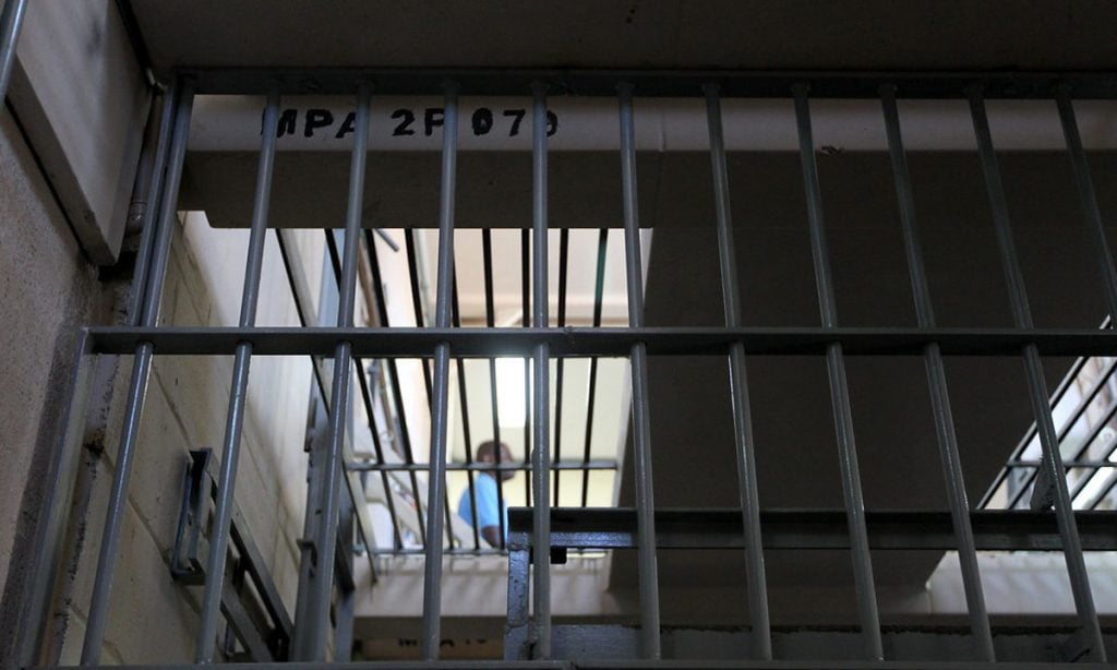 Falta de política para ex-detentos na Bahia preocupa ativistas