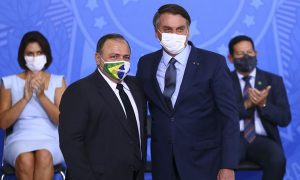 Bolsonaro diz que governo diminuiu ‘sofrimento dos irmãos’ na pandemia