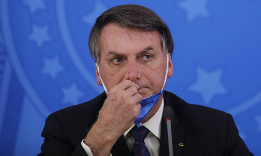PoderData: rejeição a Bolsonaro e ao governo registra novo recorde