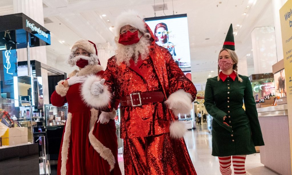 Festas de fim de ano devem ter no máximo 10 pessoas, recomenda comitê paulista