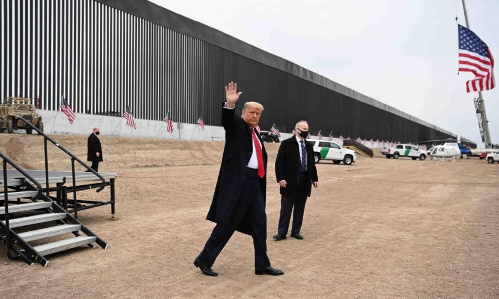 Canal de Donald Trump no Youtube é suspenso