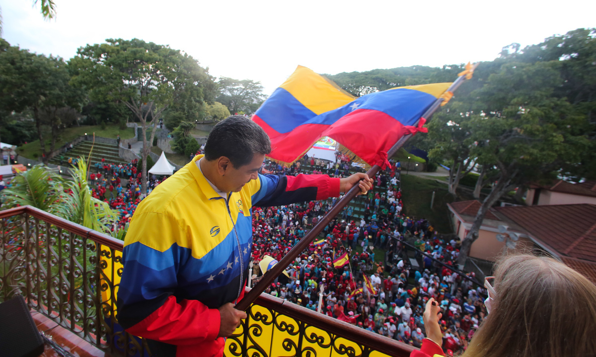 Macron, Fernández, Lula e Petro abordam negociação sobre Venezuela em Bruxelas