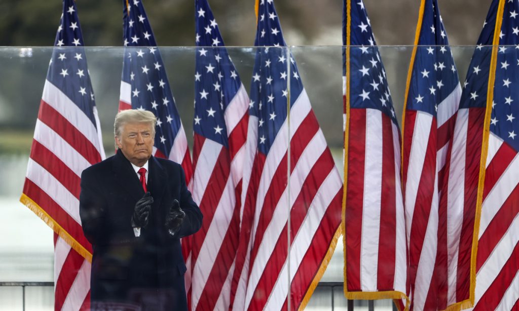 Comitê que investiga invasão ao Capitólio decide hoje sobre acusações penais contra Trump