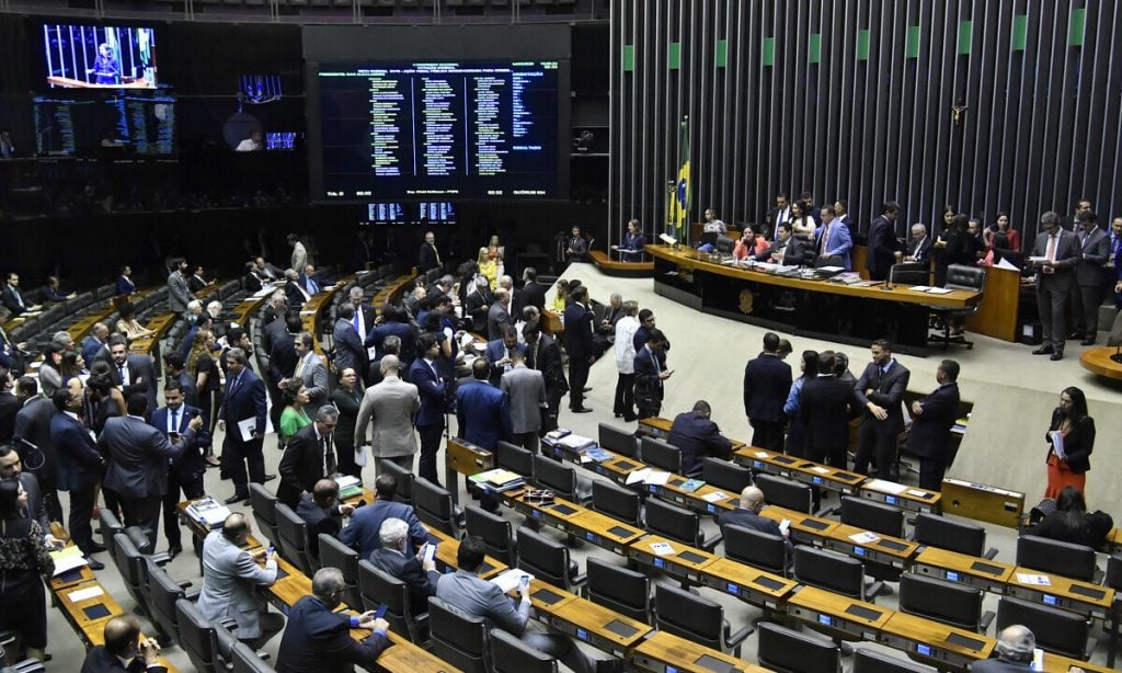 Congresso aprova projetos que abrem 3,5 bilhões em créditos no Orçamento