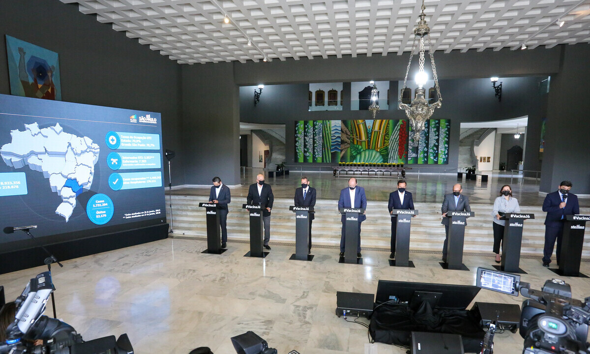 Vacinas do Butantan serão exportadas caso o governo não se manifeste, diz Dimas Covas