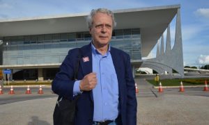 Com Bolsonaro, vivemos em um país desgovernado, diz Frei Betto