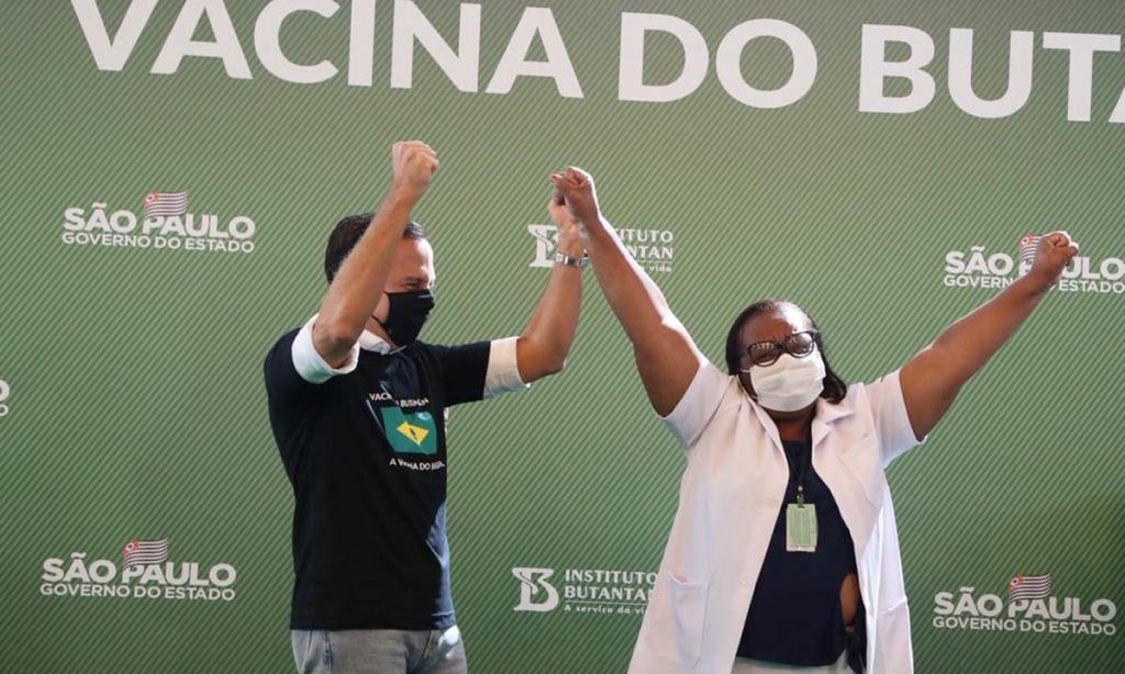 O jogo da representação: Doria, vacina e a questão racial
