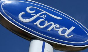 Decisão da Ford deixa na mão milhares de trabalhadores, lamenta sindicato