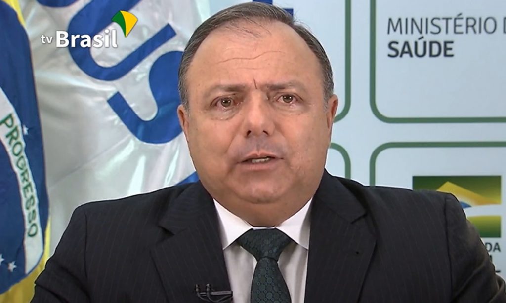 Ministério da Saúde diz ser ‘inadmissível’ não usar cloroquina contra a Covid-19