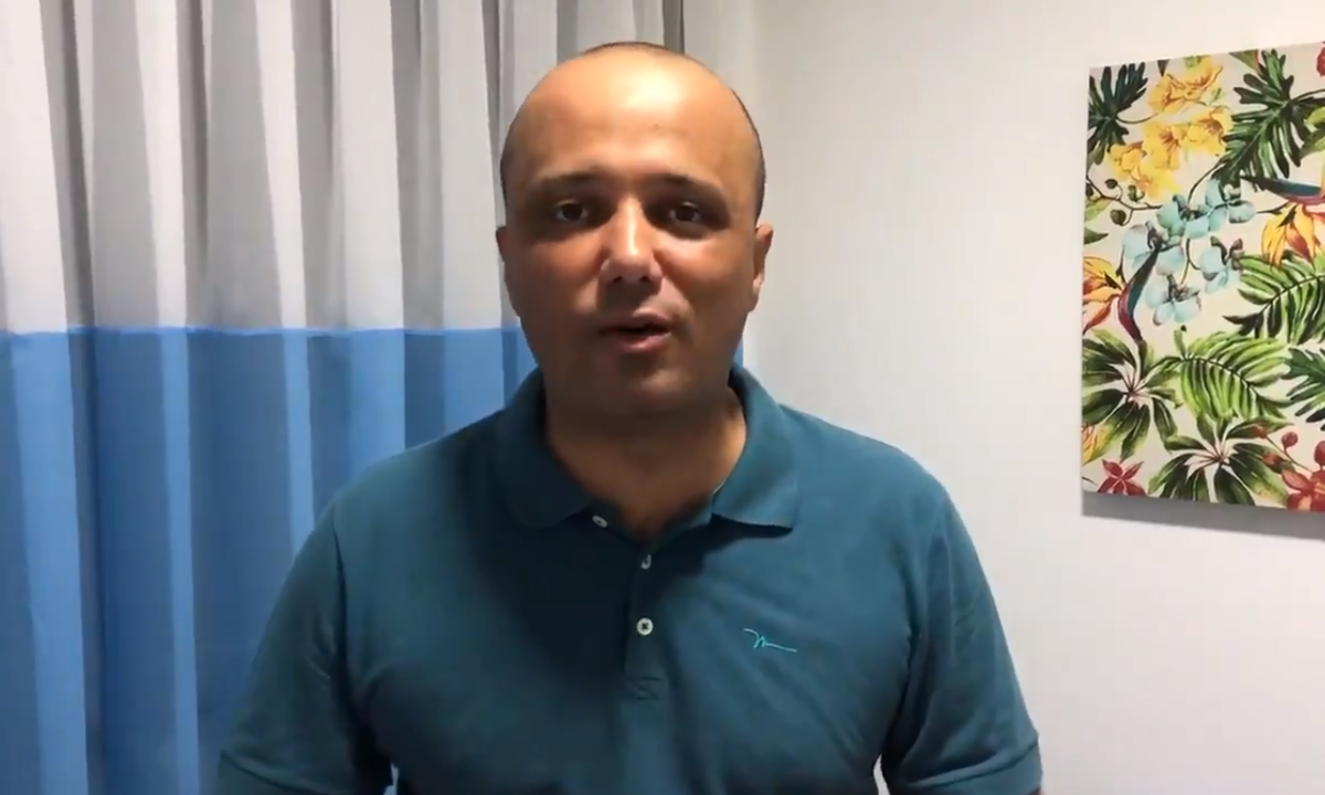 Racha no PSL: 32 deputados pedem saída do bloco de Baleia Rossi