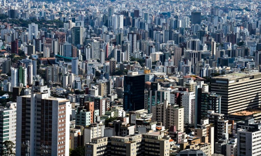 Belo Horizonte decreta lockdown para conter avanço do coronavírus