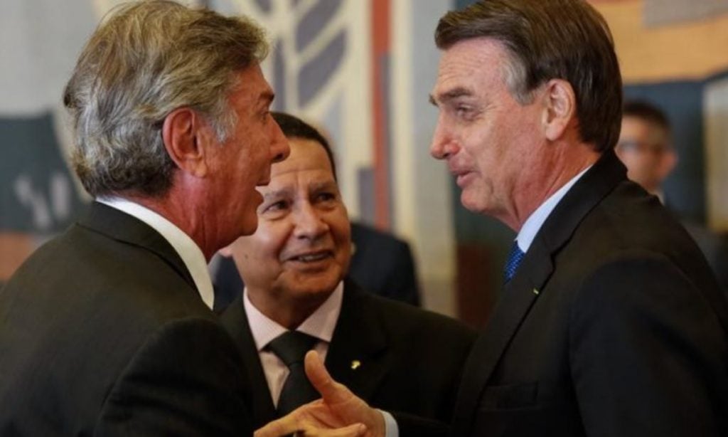 Collor defende Bolsonaro: ‘Enfrenta tempestade em função do nada’