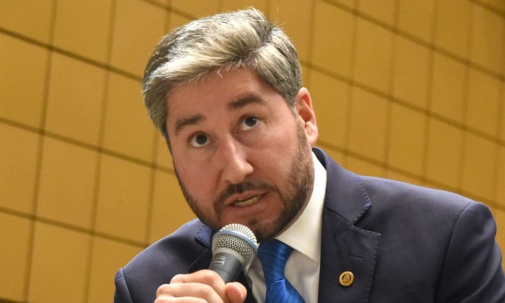 MP conclui que Fernando Cury não descumpriu afastamento e arquiva inquérito