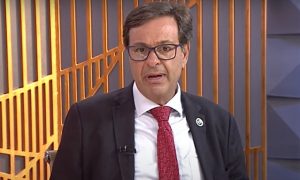 'Quem vai julgar se o meio ambiente tá preservado é o turista', diz ministro