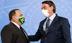 Com a entrevista de Wajngarten, Bolsonaro joga Pazuello aos leões da CPI