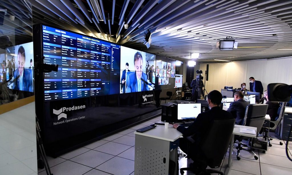 PEC Emergencial: relator retira o fim dos gastos mínimos com saúde e educação