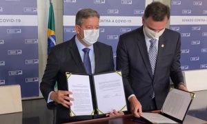 Em carta a Bolsonaro, Lira e Pacheco pedem agilidade na compra de vacinas