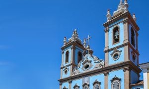 Uma reflexão sobre torres de igualdade da Igreja do Rosário dos Pretos