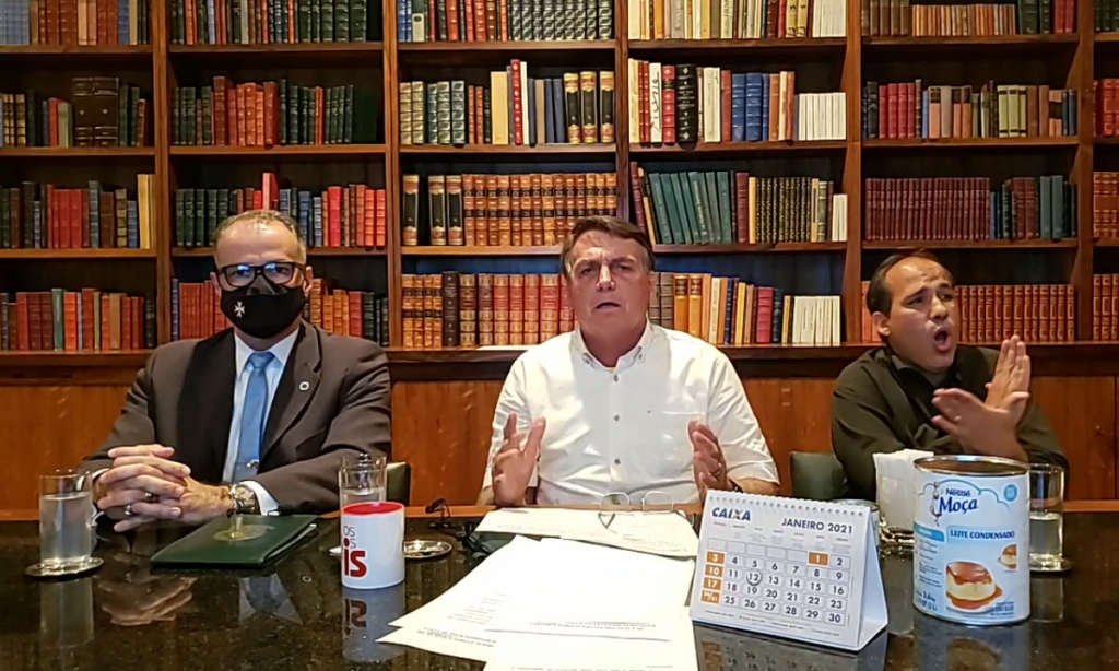 Bolsonaro diz que pautará privatização da Petrobras em reunião com ministros