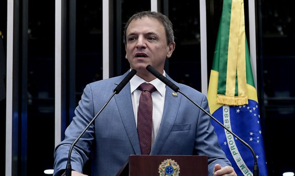 Relator da PEC Emergencial recua sobre o fim dos gastos mínimos com saúde e educação