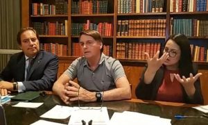 Em meio ao avanço da Covid e às fake news de Bolsonaro, entidades médicas lançam manifesto pelo uso de máscaras