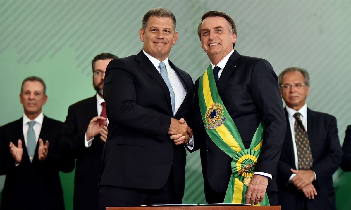 Bolsonaro orientou Bebianno a processar o filho Carlos: ‘O moleque tem que aprender’