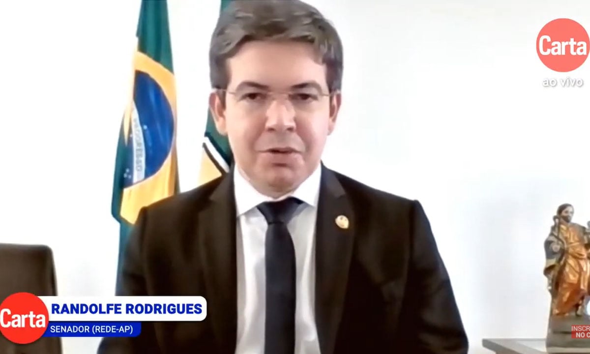Randolfe: impeachment não é impossível, há condições para uma ‘ebulição política’