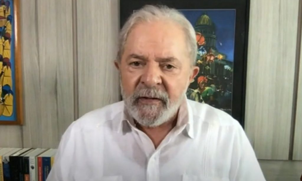 Lula diz que não há chance de dois candidatos de direita chegarem ao 2º turno