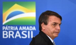 Bolsonaro vai ao STF para derrubar medidas restritivas em estados