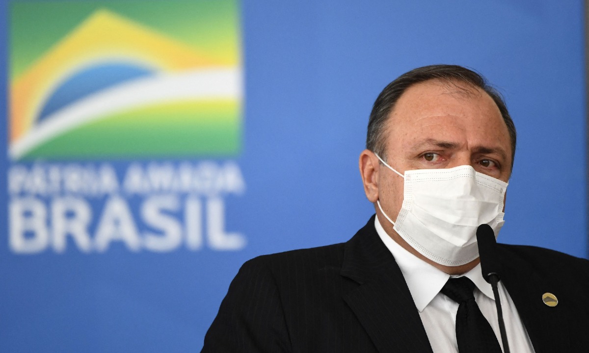 Eduardo Pazuello: ‘O presidente, sim, está pensando em substituição’