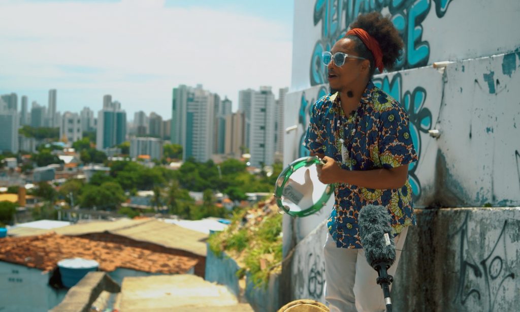 Lucas dos Prazeres expressa o papel transformador da arte-educação
