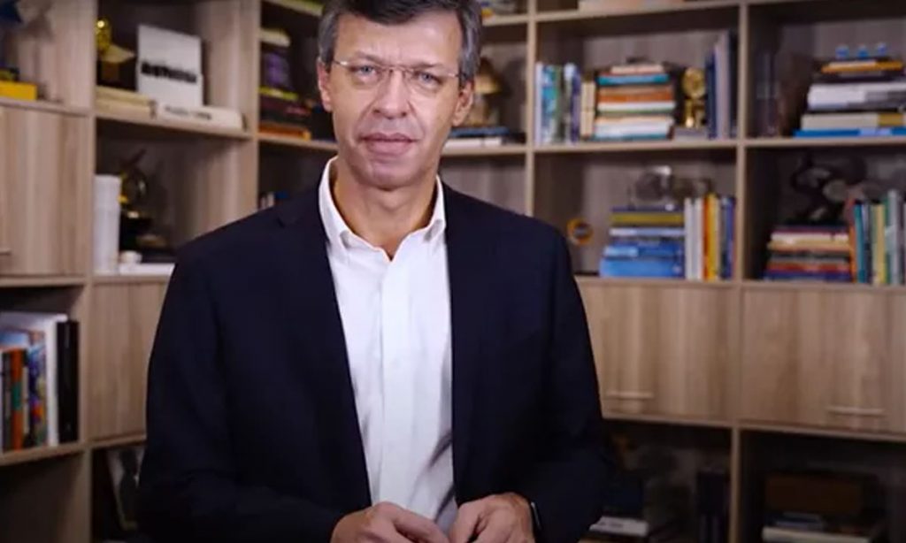 Presidente do Einstein diz que o Brasil ‘vem cultivando a morte’ e critica fake news sobre o tratamento da Covid