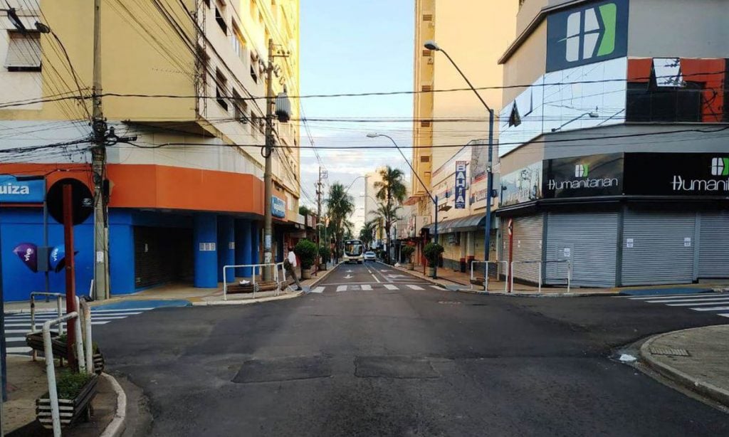 Em dia de recorde nacional, Araraquara não registra nenhuma morte por Covid