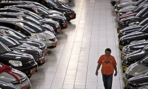 Toyota e Renault anunciam suspensão da produção de veículos no Brasil