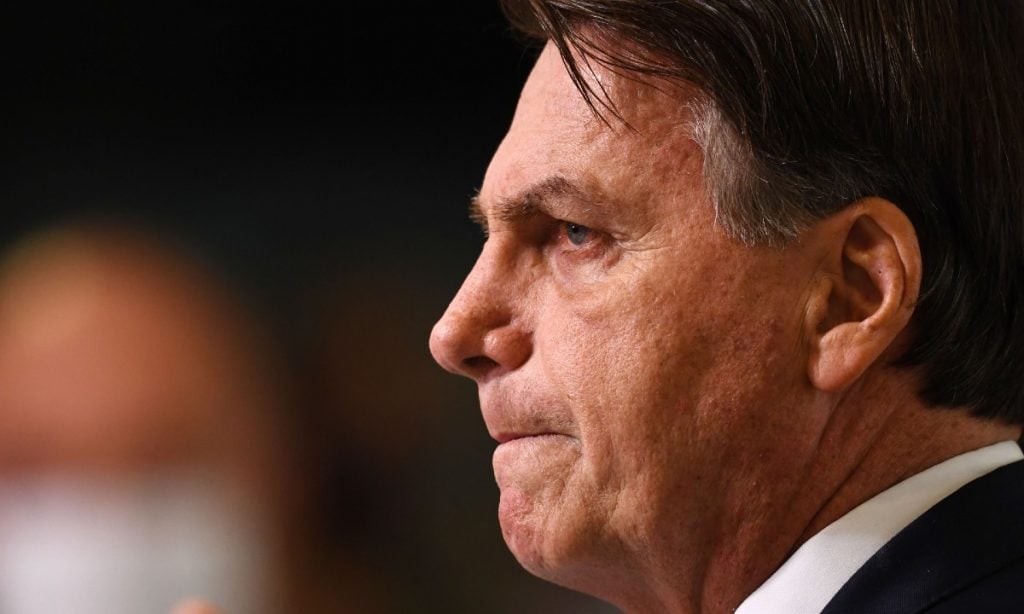 O problema de Bolsonaro é psiquiátrico, não político, diz senador